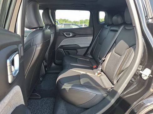 New 2026 Jeep Compass Latitude AWD/4WD image 5