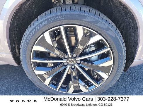 Used 2026 Volvo XC90 B6 Plus w/ Protection Package Premier AWD/4WD image 20
