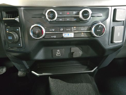 Used 2025 Ford F150 XLT w/ Equipment Group 301A Standard AWD/4WD image 21