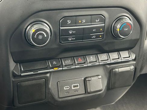 Used 2021 Chevrolet Silverado 1500 Custom w/ Rally Edition image 21