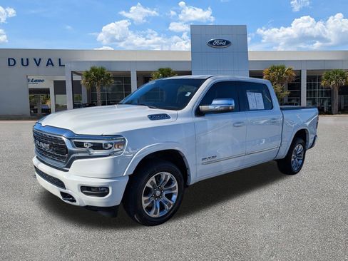 Used 2024 RAM 1500 Limited w/ Body Color Bumper Group image 8