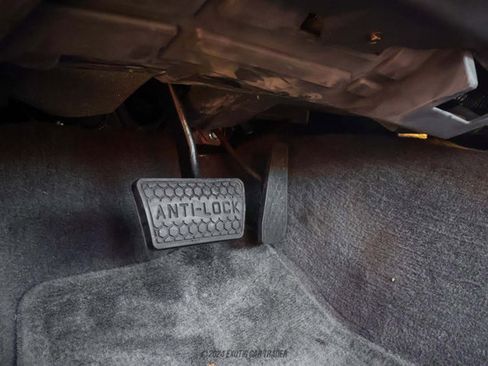 Used 1997 Pontiac Firebird Coupe w/ Opt Pkg image 39