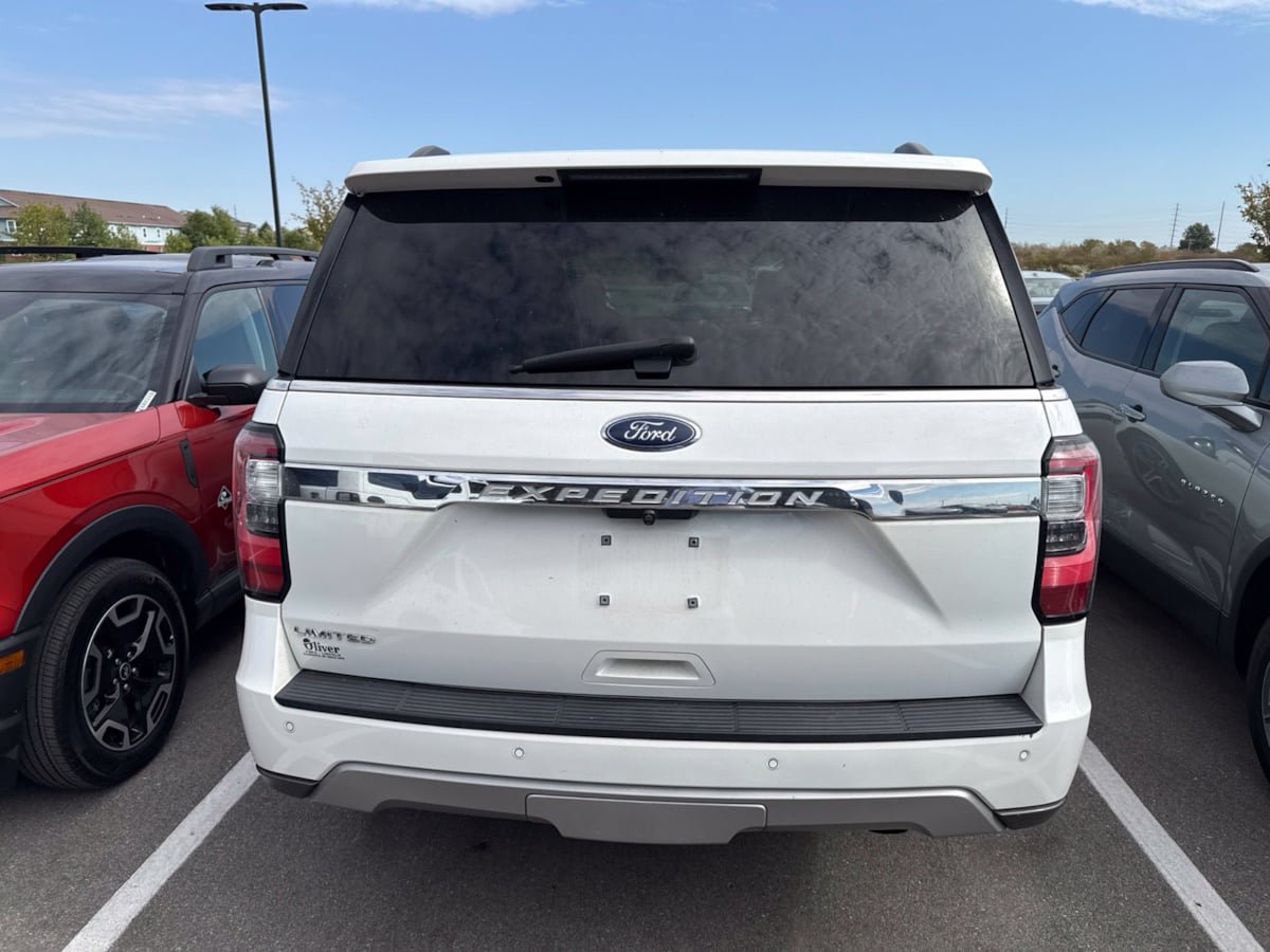 Used 2021 Ford Expedition Limited AWD/4WD image 5