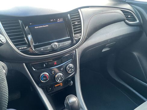 Used 2020 Chevrolet Trax LS w/ Tint and Cruise Package AWD/4WD image 18