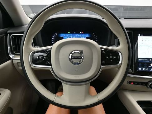 Used 2023 Volvo S60 B5 Ultimate w/ Climate Package FWD image 24