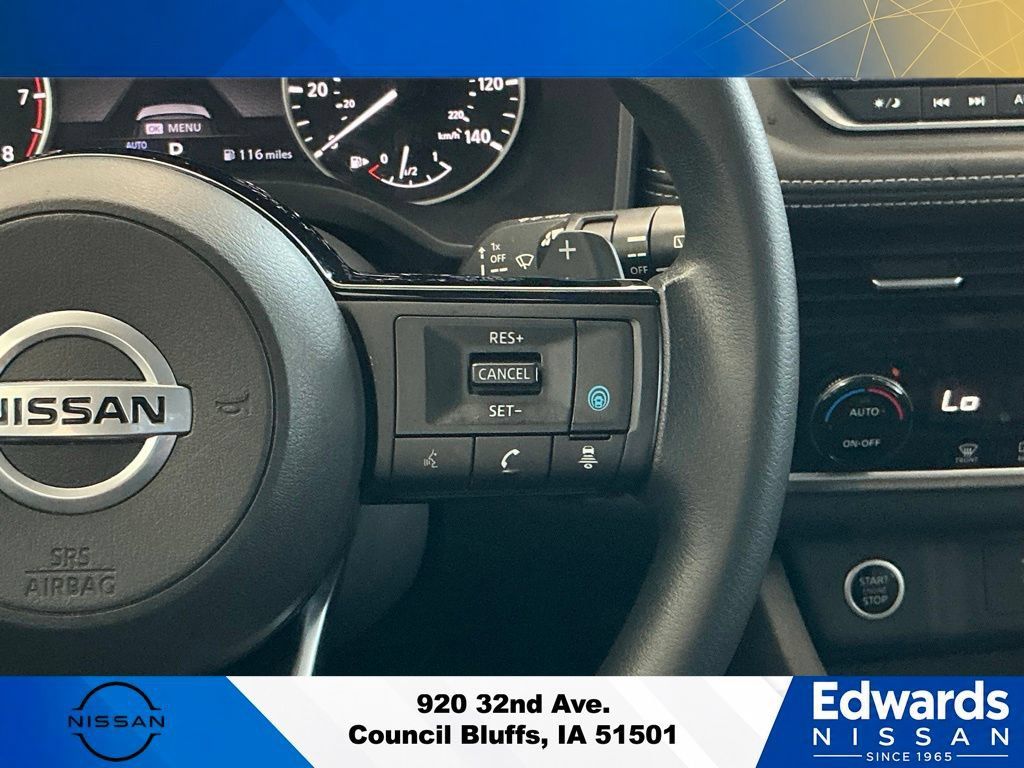 Used 2021 Nissan Rogue SV AWD/4WD image 17