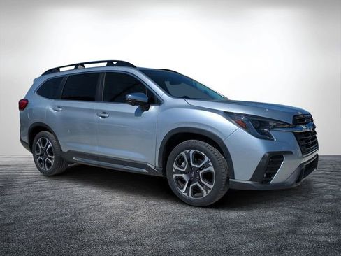 Used 2023 Subaru Ascent Limited w/ Technology Package AWD/4WD image 1