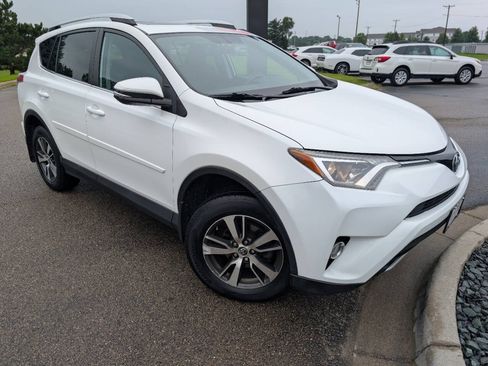 Used 2016 Toyota RAV4 XLE w/ Protection Package AWD/4WD image 3