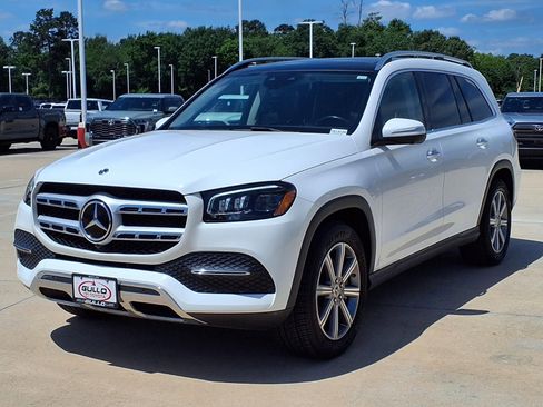 Used 2023 Mercedes-Benz GLS 450 4MATIC image 3