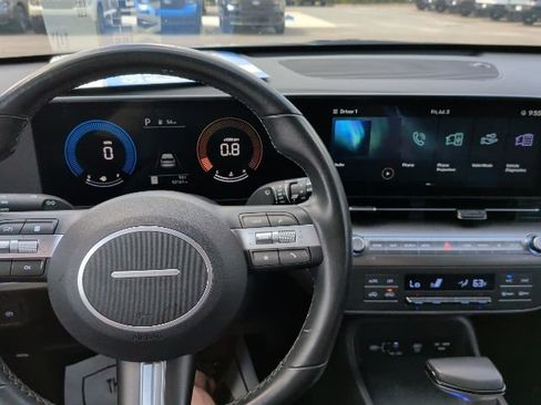 Certified 2024 Hyundai Kona SEL AWD/4WD image 18