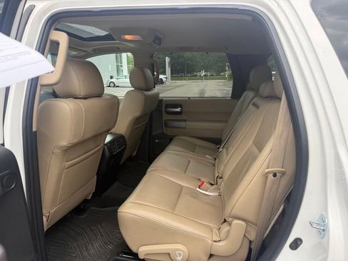 Used 2016 Toyota Sequoia Limited w/ Safety & Convenience Package AWD/4WD image 7