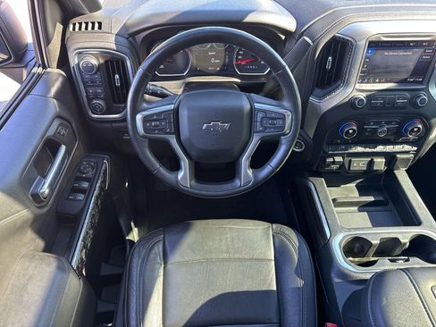 Used 2020 Chevrolet Silverado 1500 LT Trail Boss image 28