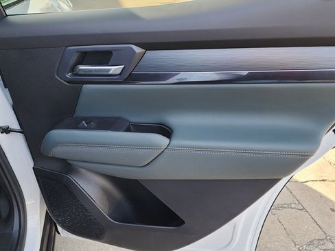 New 2026 GMC Terrain AT4 w/ Convenience Package III image 42