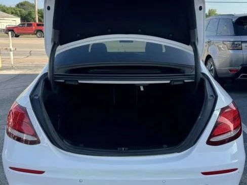 Used 2017 Mercedes-Benz E 300 image 14