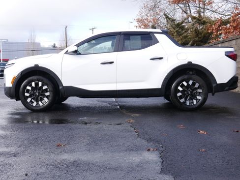 Used 2025 Hyundai Santa Cruz SE image 3