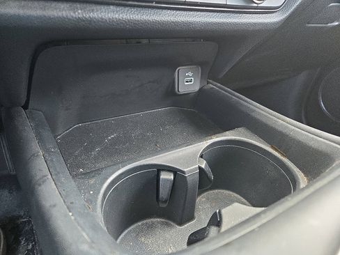 Certified 2024 Honda HR-V LX image 25