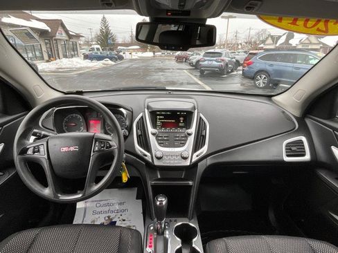 Used 2017 GMC Terrain SLE image 11