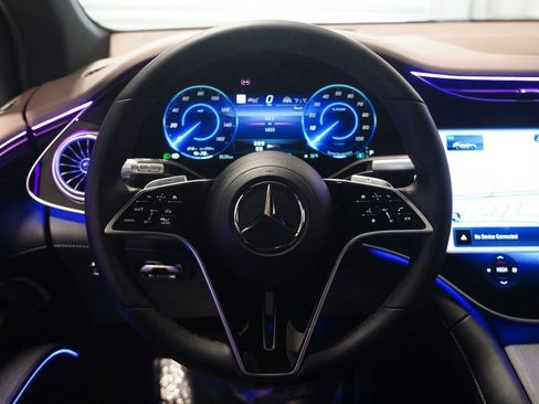 Used 2026 Mercedes-Benz EQS 550 4MATIC SUV image 17