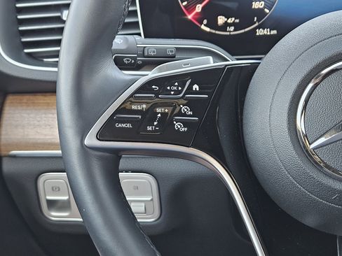 Certified 2025 Mercedes-Benz GLE 450 4MATIC image 27