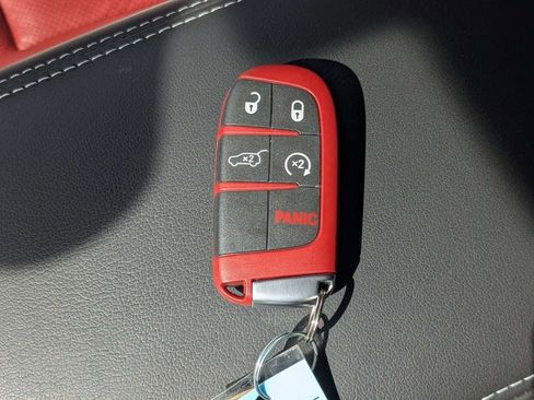New 2026 Dodge Durango SRT Hellcat w/ Premium Group AWD/4WD image 32