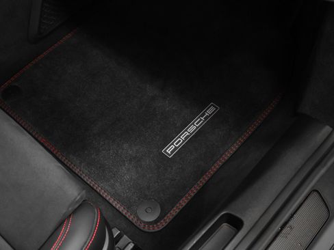 Certified 2022 Porsche 911 Carrera 4 GTS AWD/4WD image 28