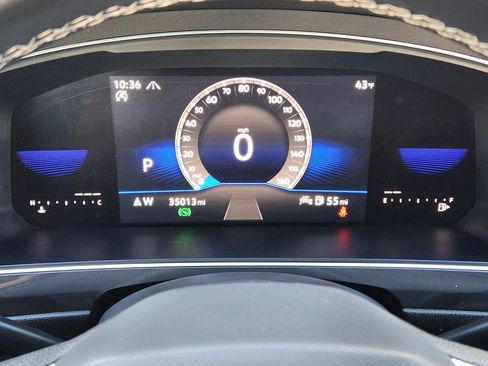 Used 2022 Volkswagen Tiguan SE image 17