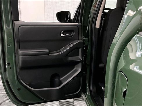 New 2026 Nissan Frontier SV AWD/4WD image 35
