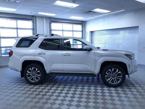 New 2026 Toyota 4Runner Limited AWD/4WD image 27