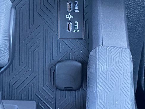 Certified 2025 Toyota Tacoma TRD Off-Road image 32