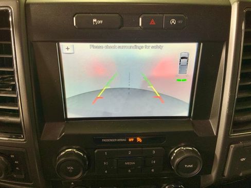 Used 2018 Ford F150 XLT w/ Equipment Group 302A Luxury AWD/4WD image 2