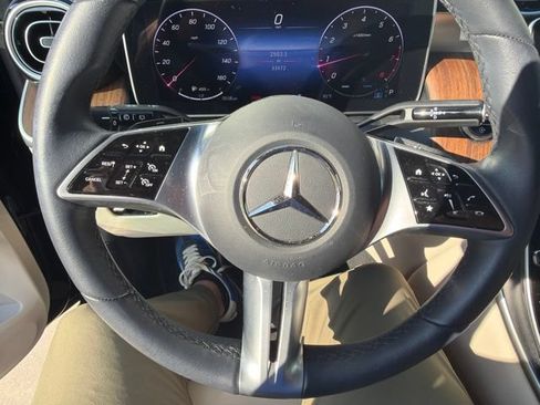 Used 2024 Mercedes-Benz GLC 300 image 8