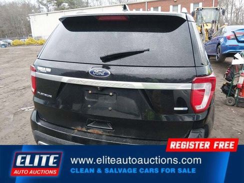 Used 2016 Ford Explorer Platinum image 31