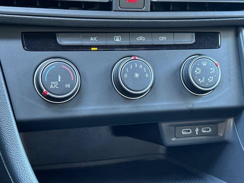 Used 2023 Volkswagen Jetta Sport FWD image 18