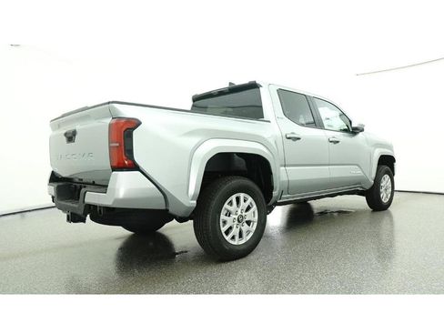 New 2026 Toyota Tacoma SR5 image 25