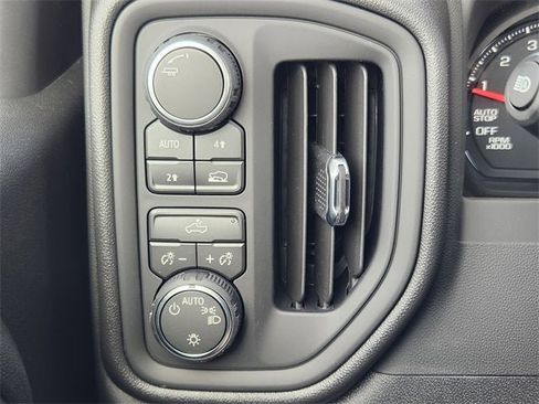 New 2026 Chevrolet Silverado 1500 W/T image 31
