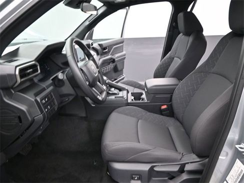 Used 2025 Toyota Tacoma SR image 11