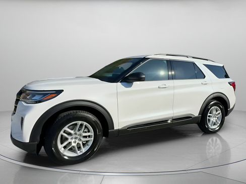 New 2026 Ford Explorer Active image 13