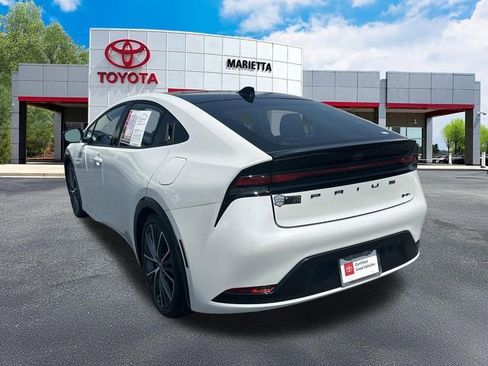 Used 2025 Toyota Prius Limited FWD image 25