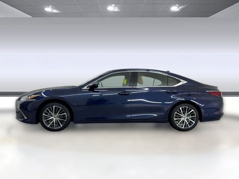 Certified 2025 Lexus ES 350 w/ Premium Package image 2