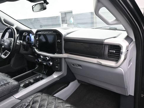 Used 2022 Ford F150 XLT w/ Equipment Group 302A High image 16