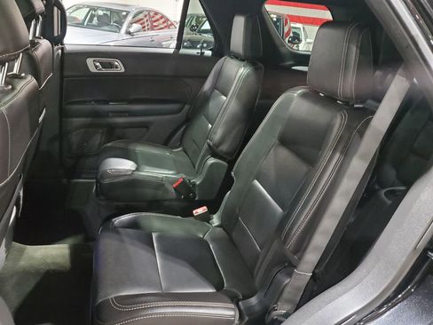 Used 2013 Ford Explorer Sport image 28