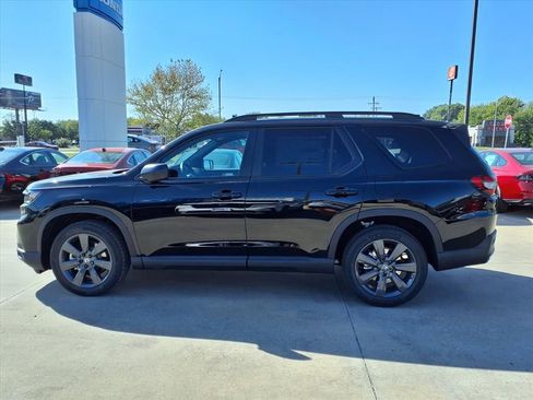 New 2025 Honda Pilot Sport image 23