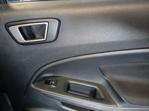 Used 2022 Ford EcoSport SE image 50