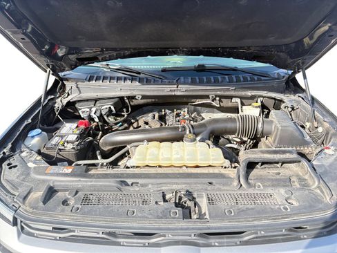 Used 2022 Ford Expedition XLT AWD/4WD image 24
