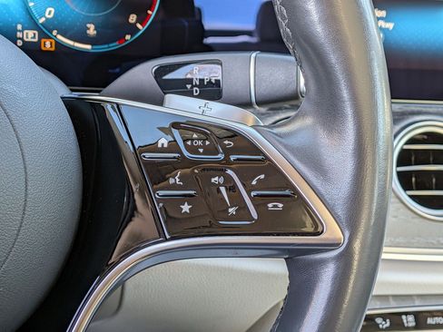 Used 2022 Mercedes-Benz E 350 4MATIC Sedan image 21