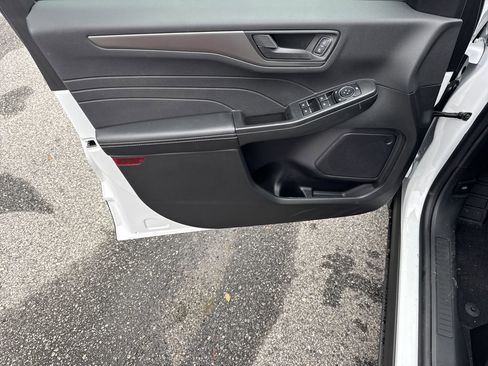 New 2026 Ford Escape Active image 10