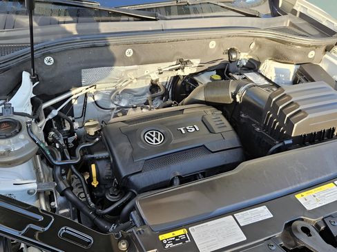 Used 2021 Volkswagen Atlas Cross Sport S image 24