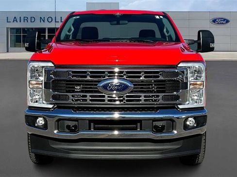 New 2026 Ford F350 XLT w/ FX4 Off-Road Package image 13