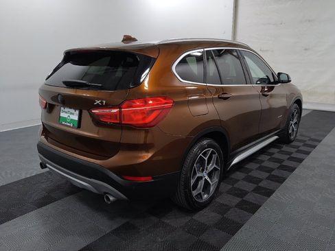 Used 2017 BMW X1 xDrive28i AWD/4WD image 9