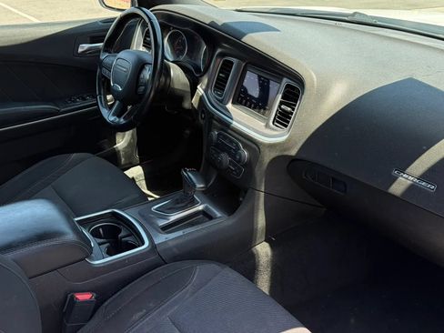 Used 2021 Dodge Charger SXT RWD image 14
